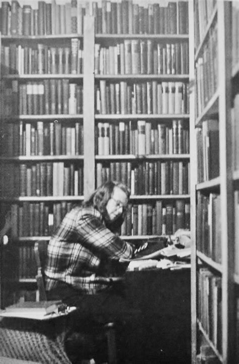 shirley jackson writing style.